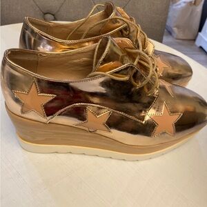 Baldi London sneakers gold .